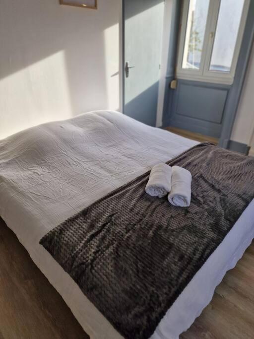 "Le Bisontin", Studio Cosy Au Calme, Proche De La Gare Μπεζανσόν Εξωτερικό φωτογραφία